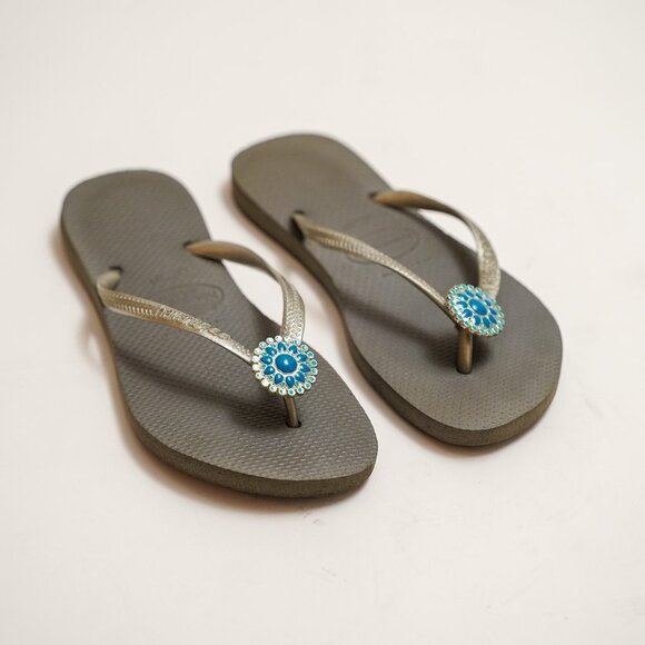 Havaianas Shoes - Havaianas "Slim" Grey & Silver Flip Flop With Turquoise & Silver Pendant